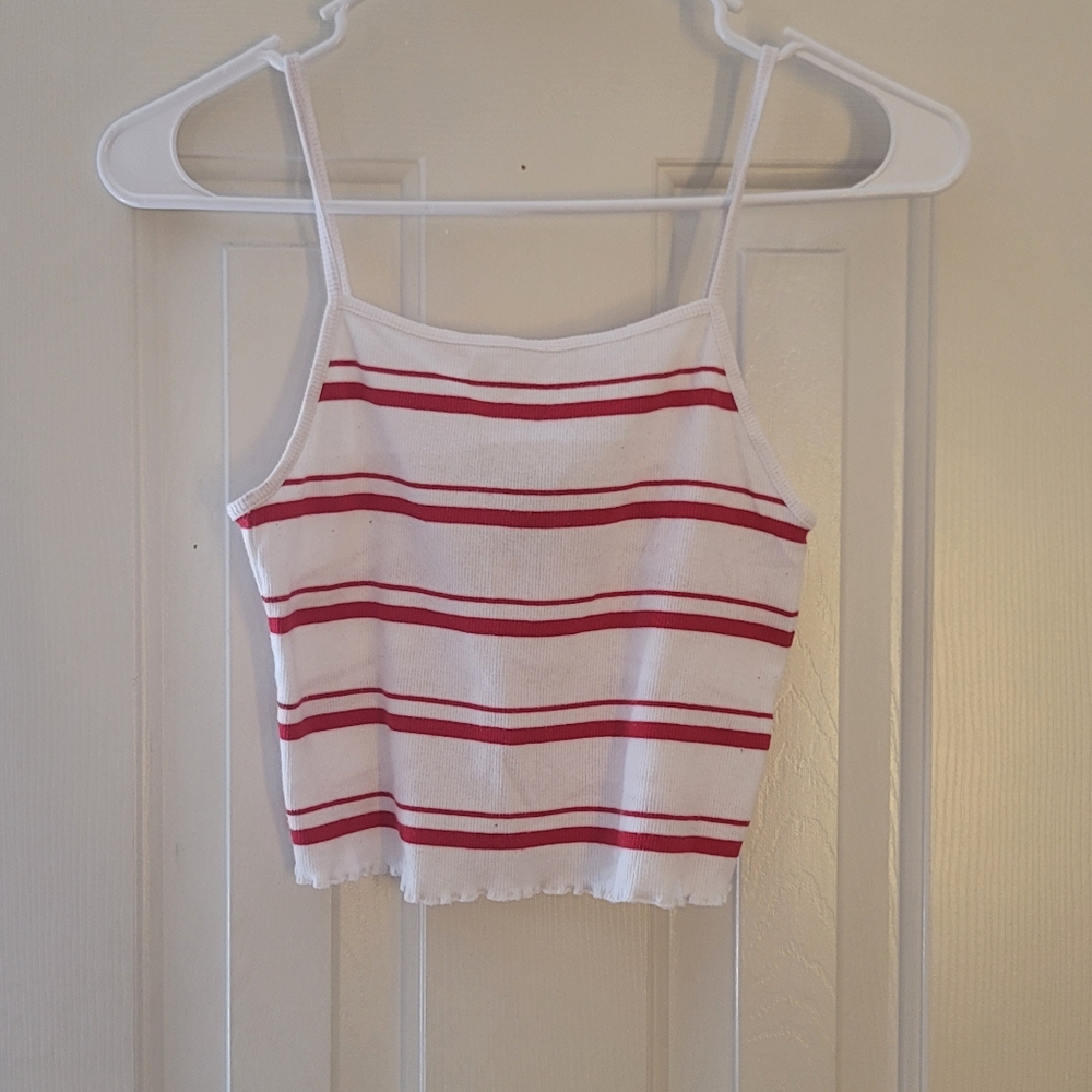 Fotever 21 red and white crop top